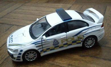 Model Kereta Mitsubishi PDRM Hiasan