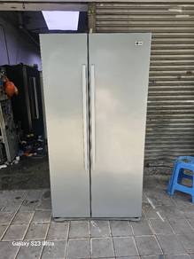 LG side by side doors fridge refrigerator peti ais