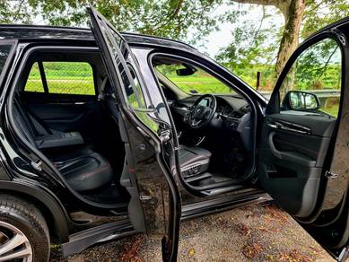 BMW X1 sDrive20i (CKD) in Sungai Besi, KUL