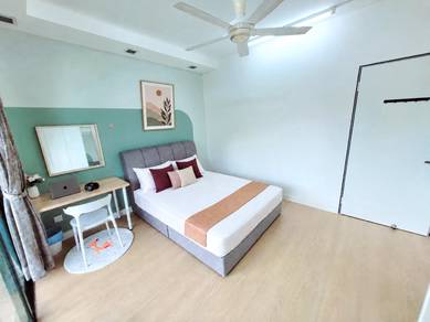 Room in Solaris Dutamas, KUL