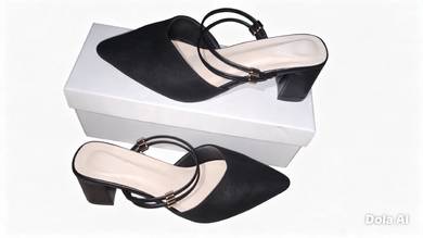 Kasut Tumit Tinggi Hitam Saiz 40 - Gaya Elegan & S