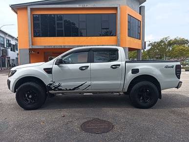 2014 Ford Ranger XL (HI-RIDER)