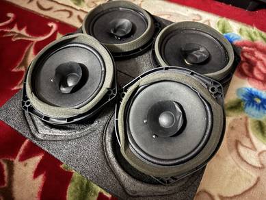 Speaker Ori Saga vvt