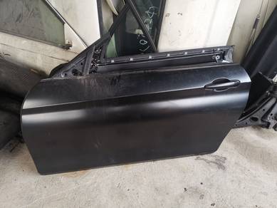 BMW M4 F82 DOOR SET PINTU BMW M4 F82 complete set