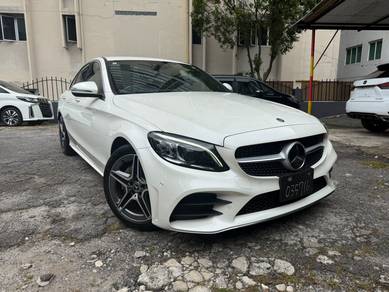 Mercedes Benz C200 AMG 200 AMG LINE in Ampang Hilir, KUL