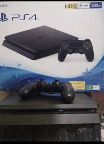 Play Station 4