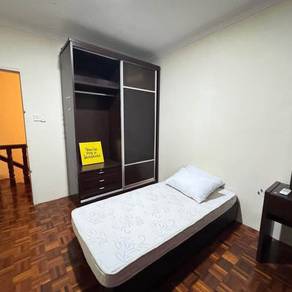 Room in Kuching, SWK