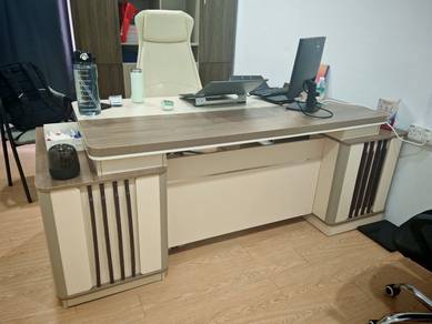 Used office table
