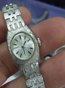 Vintage Seiko lady handwind watch
