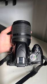 Nikon D3000 & D5100