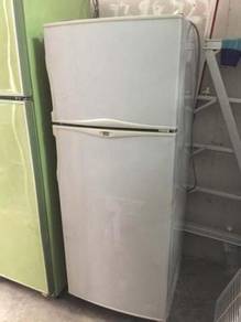 Sharp 2 Doors Fridge Freezer Refrigerator Peti Ais