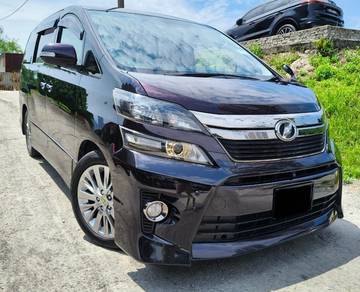 Toyota Vellfire Z GOLDEN EYES in Sungai Besi, KUL
