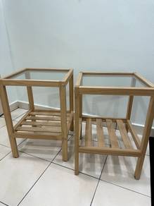 GLASS side table