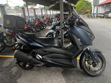 Yamaha XMAX