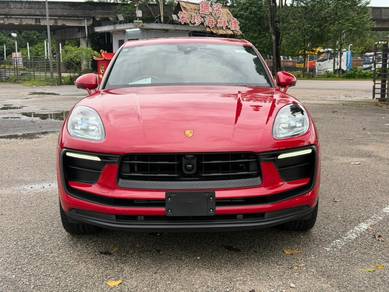 2023 Porsche Macan -