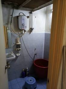 Flat For Sale in Setia Baiduri