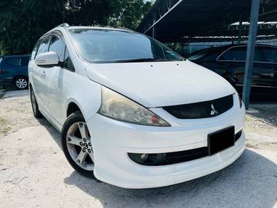 2011 Mitsubishi Grandis MIVEC