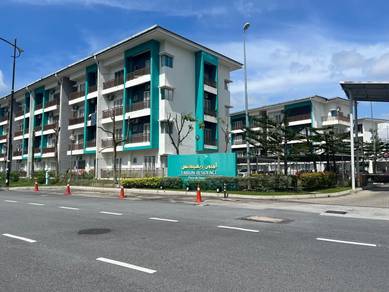 Townhouse Condo For Sale in Embun Residence