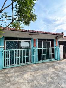 Terraced House For Sale in Raub,PHG