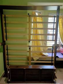 NeverUsedWalnutAlreadyAssembledQueenBedFrameDrawer