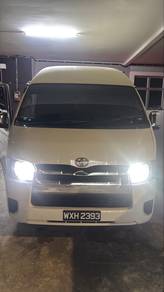 Toyota Hiace in Cheng, MLK
