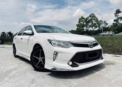 Toyota Camry HYBRID in Johor Bahru, JHR