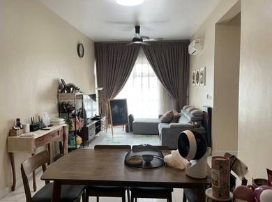 Condominium For Sale in Aura Residence