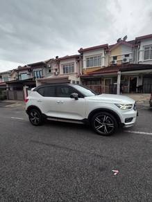 Volvo XC40 T5 AWD R-DESIGN in Ampang, SGR