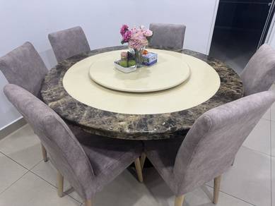 Very good Solid Marble Dining Table with 6 chairs