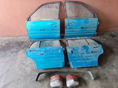 pintu kereta & lampu kereta kancil 