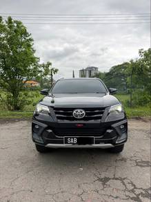 Toyota Fortuner VRZ 4x4 in Kota Kinabalu, SBH