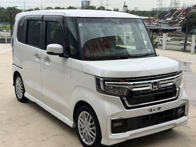 Honda N BOX CUSTOM GL TURBO HONDA SENSING in Johor Bahru, JHR