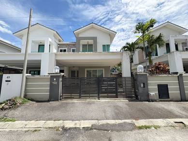 Semi-Detached House For Sale in Ipoh,PRK