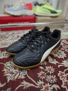 kasut futsal 