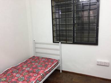 Room in Damansara Damai, SGR