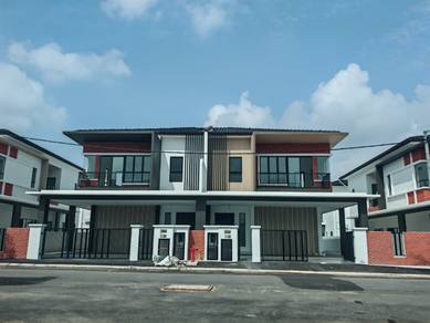 Semi-Detached House For Sale in Ipoh,PRK