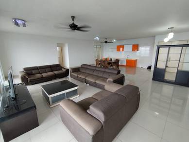Condominium For Rent in Platinum Hill PV 2