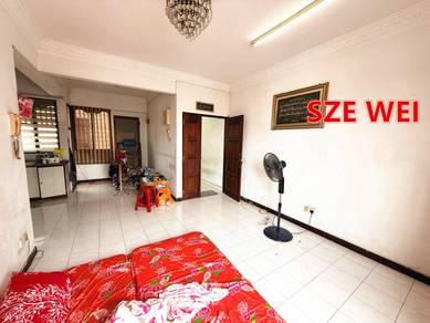 Condominium For Sale in Edgecumbe House