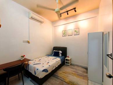 Room in Kuantan, PHG