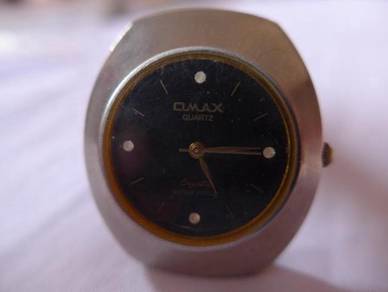 Omax Quartz Black Round Dial Watch