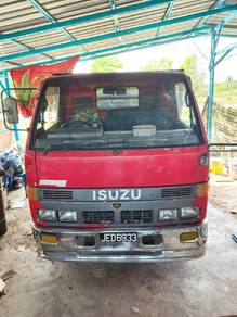 lori isuzu commandor 2.8