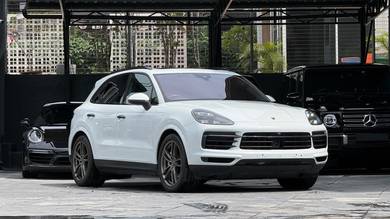 2018 Porsche Cayenne S S