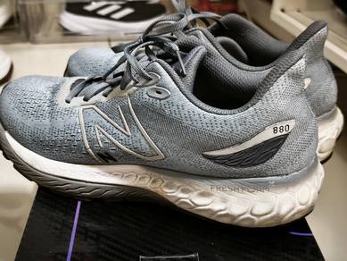 New Balance 880 