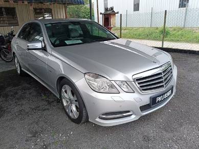 Mercedes Benz E250 250 CGI BlueEFCY AVNTGRDE(CBU) in Bukit Mertajam, PNG