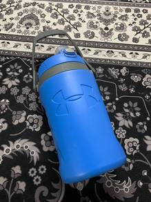 Thermos bottle under armour