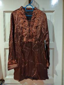 brown baju kurung