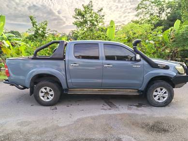 Toyota Hilux G in Kuching, SWK
