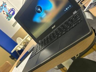 FOR SALE - Acer Laptop C771