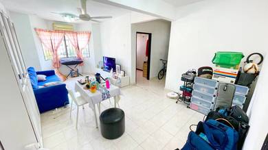 Apartment For Sale in Pangsapuri Carlina
