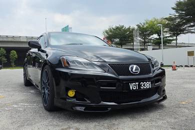 Lexus IS 250 in Puncak Alam, SGR